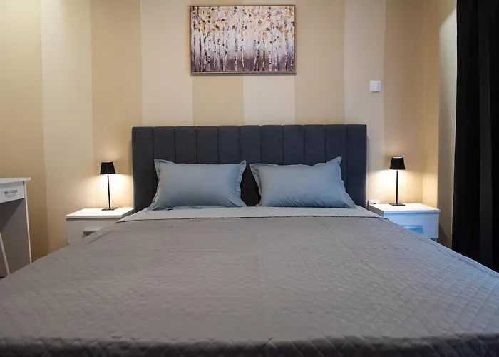 Chris & Mary Comfort Lampraki